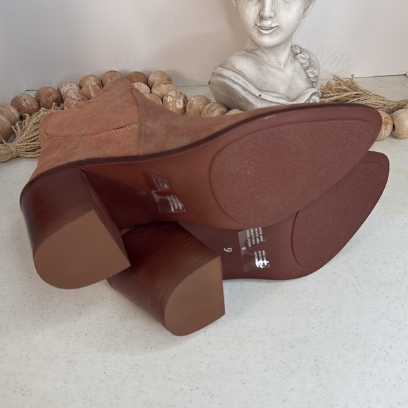 Seychelles Women's Pretty Little Bird Fashion Boots Sz 9 Rose Gold - Picture 7 of 13